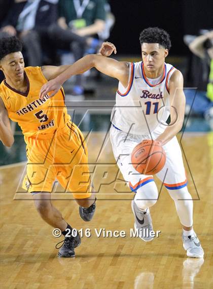 Thumbnail 3 in Rainier Beach vs O'Dea (WIAA 3A Final)  photogallery.