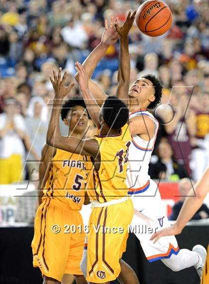 Thumbnail 3 in Rainier Beach vs O'Dea (WIAA 3A Final)  photogallery.