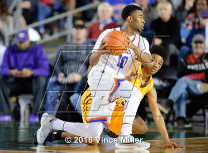 Thumbnail 1 in Rainier Beach vs O'Dea (WIAA 3A Final)  photogallery.