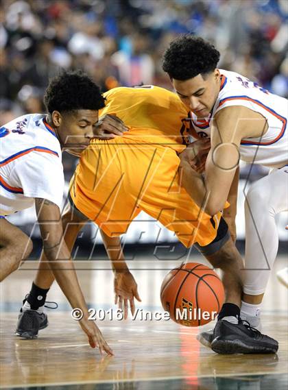 Thumbnail 1 in Rainier Beach vs O'Dea (WIAA 3A Final)  photogallery.