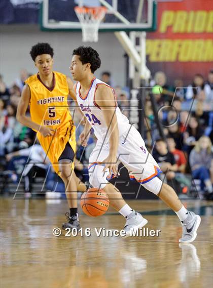 Thumbnail 3 in Rainier Beach vs O'Dea (WIAA 3A Final)  photogallery.