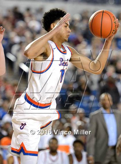 Thumbnail 1 in Rainier Beach vs O'Dea (WIAA 3A Final)  photogallery.