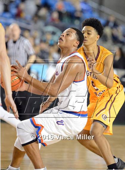 Thumbnail 2 in Rainier Beach vs O'Dea (WIAA 3A Final)  photogallery.