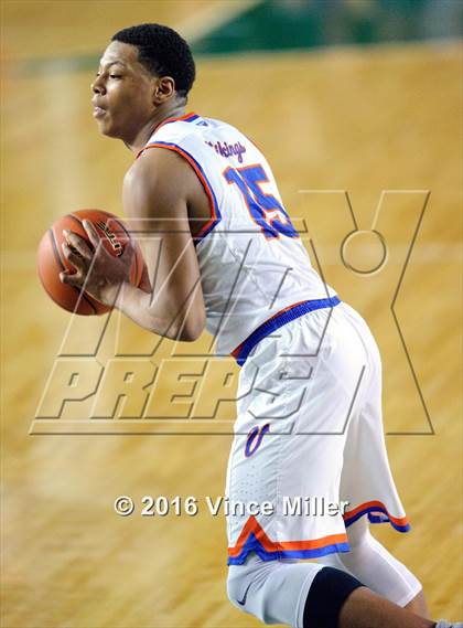Thumbnail 3 in Rainier Beach vs O'Dea (WIAA 3A Final)  photogallery.