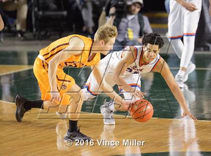 Thumbnail 3 in Rainier Beach vs O'Dea (WIAA 3A Final)  photogallery.