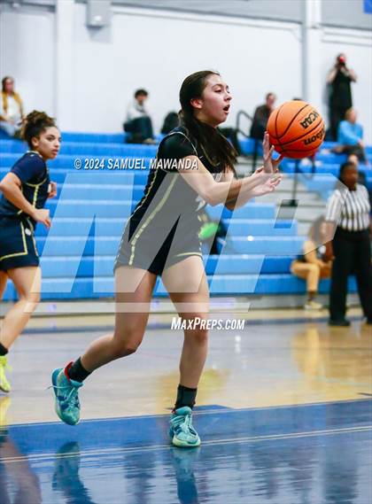 Thumbnail 1 in Notre Dame (SO) vs Notre Dame Academy (Riptide GBB Showcase) photogallery.