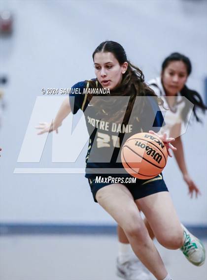 Thumbnail 3 in Notre Dame (SO) vs Notre Dame Academy (Riptide GBB Showcase) photogallery.