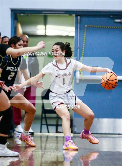 Thumbnail 1 in Notre Dame (SO) vs Notre Dame Academy (Riptide GBB Showcase) photogallery.
