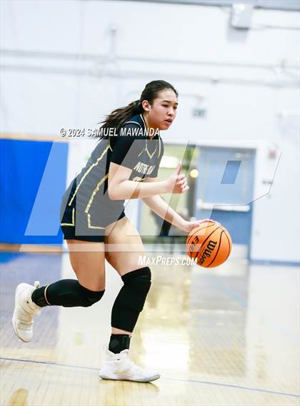 Thumbnail 1 in Notre Dame (SO) vs Notre Dame Academy (Riptide GBB Showcase) photogallery.