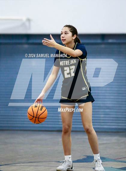 Thumbnail 1 in Notre Dame (SO) vs Notre Dame Academy (Riptide GBB Showcase) photogallery.