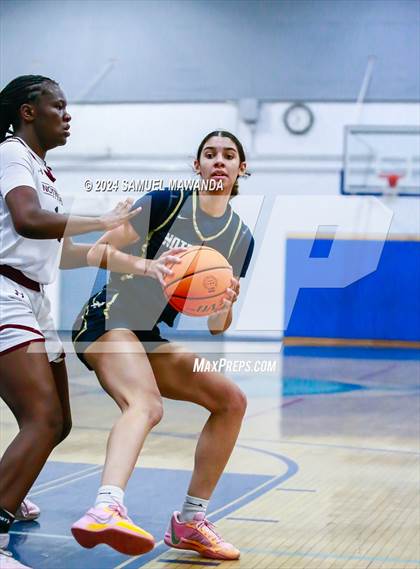 Thumbnail 2 in Notre Dame (SO) vs Notre Dame Academy (Riptide GBB Showcase) photogallery.