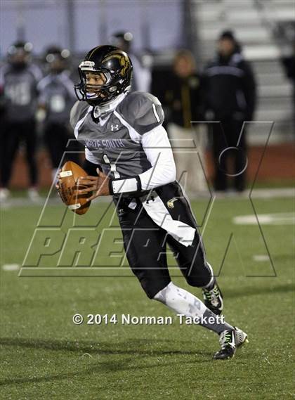 Thumbnail 3 in South vs. Maize South photogallery.