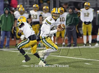 Thumbnail 2 in South vs. Maize South photogallery.
