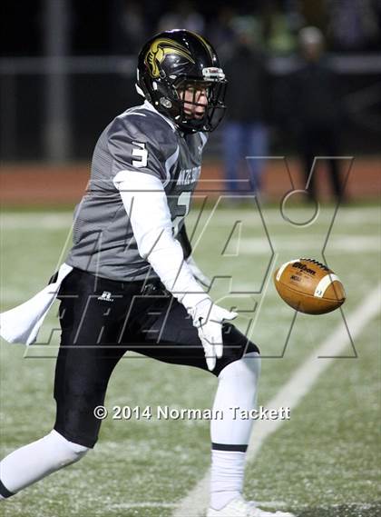 Thumbnail 1 in South vs. Maize South photogallery.