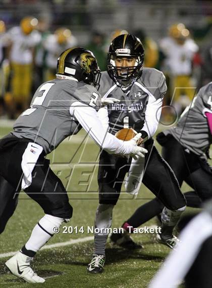 Thumbnail 2 in South vs. Maize South photogallery.