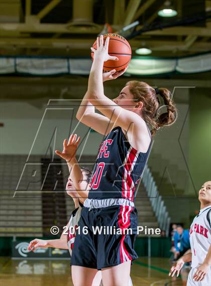 Thumbnail 3 in Floral Park Memorial vs. Rye (NYSPHSAA Class A Semifinal) photogallery.