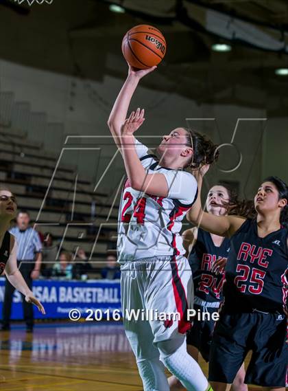 Thumbnail 2 in Floral Park Memorial vs. Rye (NYSPHSAA Class A Semifinal) photogallery.