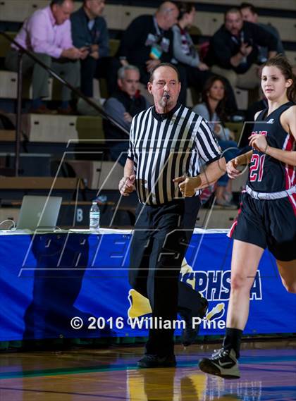 Thumbnail 1 in Floral Park Memorial vs. Rye (NYSPHSAA Class A Semifinal) photogallery.