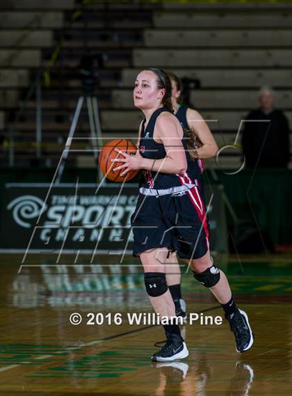 Thumbnail 1 in Floral Park Memorial vs. Rye (NYSPHSAA Class A Semifinal) photogallery.