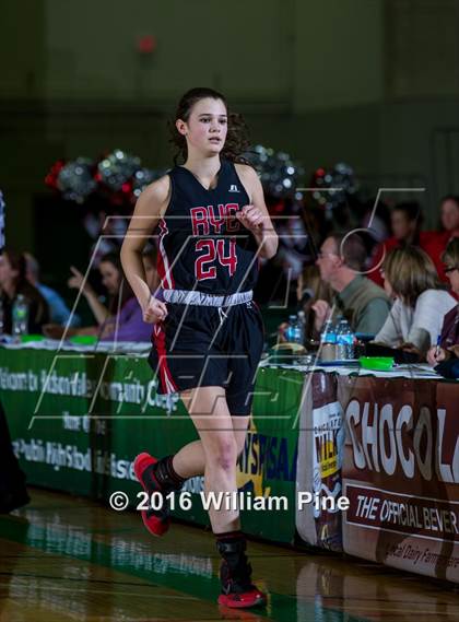 Thumbnail 2 in Floral Park Memorial vs. Rye (NYSPHSAA Class A Semifinal) photogallery.