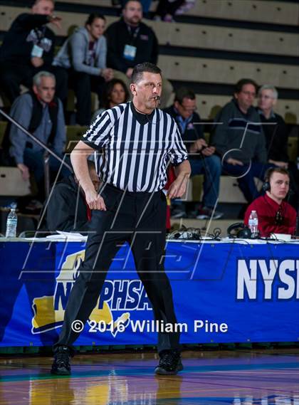 Thumbnail 2 in Floral Park Memorial vs. Rye (NYSPHSAA Class A Semifinal) photogallery.