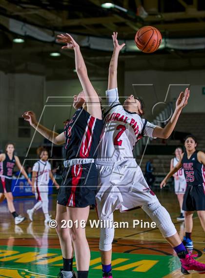 Thumbnail 3 in Floral Park Memorial vs. Rye (NYSPHSAA Class A Semifinal) photogallery.