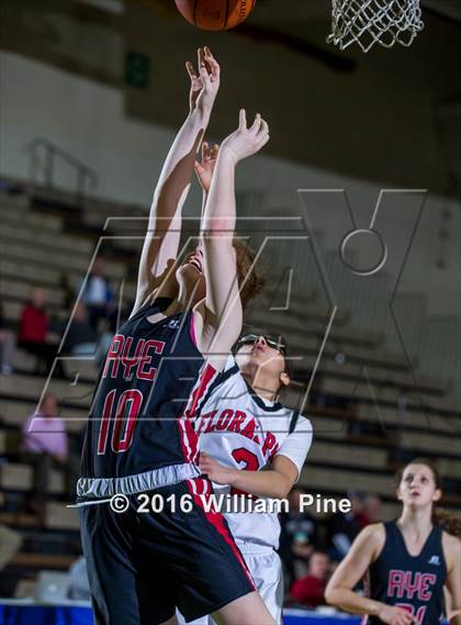 Thumbnail 3 in Floral Park Memorial vs. Rye (NYSPHSAA Class A Semifinal) photogallery.