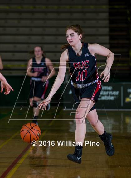 Thumbnail 3 in Floral Park Memorial vs. Rye (NYSPHSAA Class A Semifinal) photogallery.