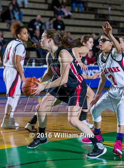 Thumbnail 1 in Floral Park Memorial vs. Rye (NYSPHSAA Class A Semifinal) photogallery.