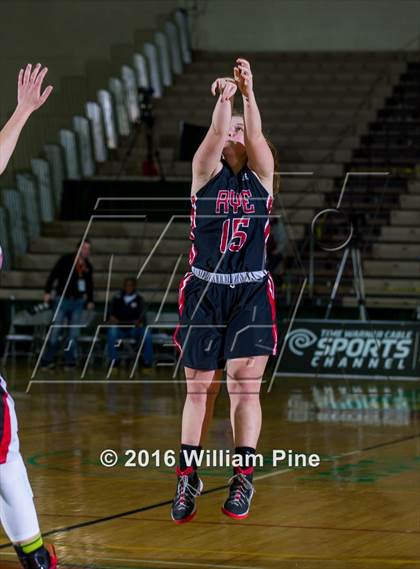 Thumbnail 3 in Floral Park Memorial vs. Rye (NYSPHSAA Class A Semifinal) photogallery.