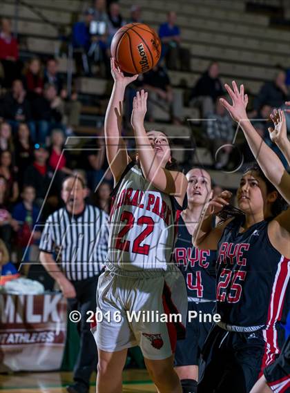 Thumbnail 3 in Floral Park Memorial vs. Rye (NYSPHSAA Class A Semifinal) photogallery.