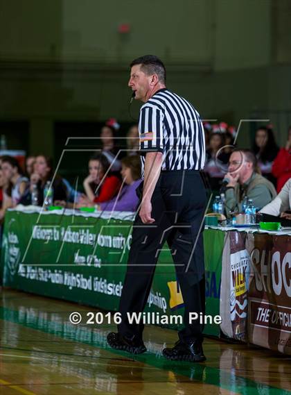 Thumbnail 1 in Floral Park Memorial vs. Rye (NYSPHSAA Class A Semifinal) photogallery.