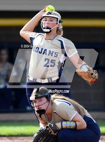 Thumbnail 3 in Chattanooga Central @ Soddy Daisy photogallery.
