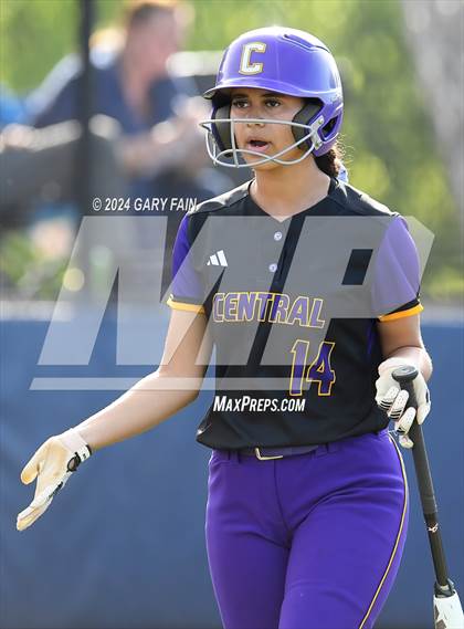 Thumbnail 3 in Chattanooga Central @ Soddy Daisy photogallery.
