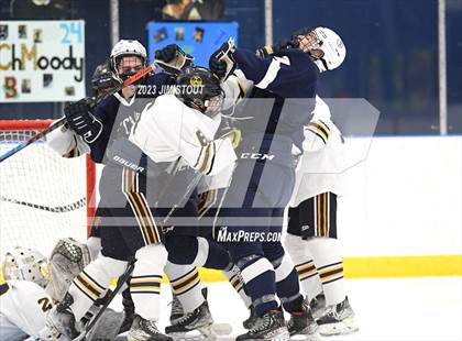 Thumbnail 2 in Trinity-Pawling @ Hotchkiss photogallery.