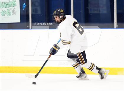 Thumbnail 2 in Trinity-Pawling @ Hotchkiss photogallery.