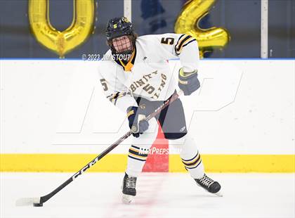 Thumbnail 2 in Trinity-Pawling @ Hotchkiss photogallery.