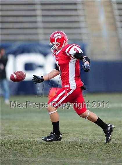 Thumbnail 1 in New Canaan vs. Masuk (CIAC Class L Final) photogallery.