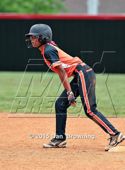 Thumbnail 3 in Grainger vs Powell photogallery.