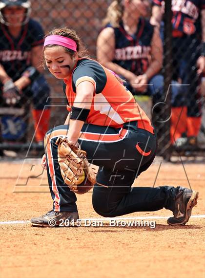 Thumbnail 1 in Grainger vs Powell photogallery.