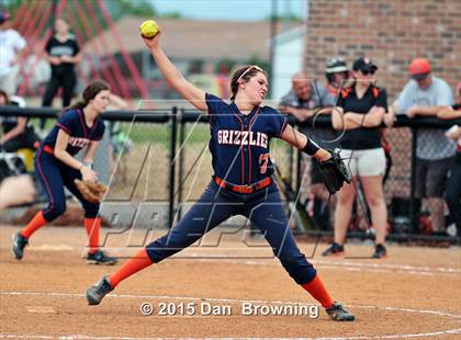 Thumbnail 1 in Grainger vs Powell photogallery.