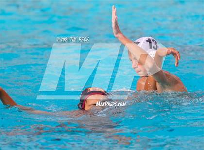 Thumbnail 2 in El Modena @ Villa Park photogallery.