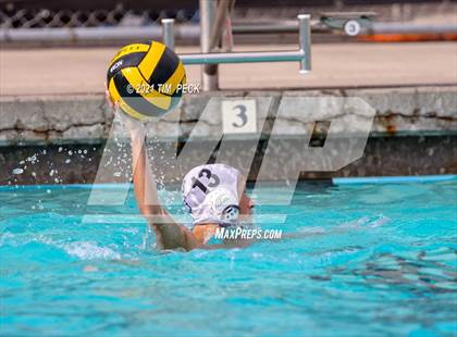 Thumbnail 2 in El Modena @ Villa Park photogallery.