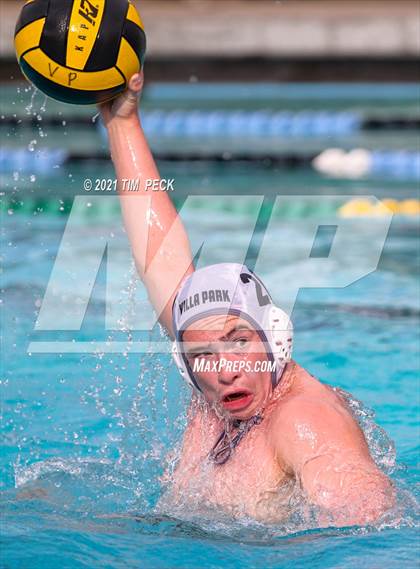 Thumbnail 2 in El Modena @ Villa Park photogallery.