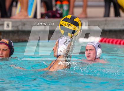 Thumbnail 2 in El Modena @ Villa Park photogallery.