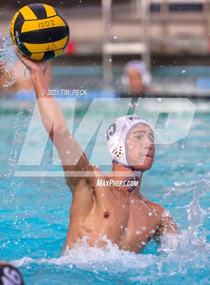 Thumbnail 2 in El Modena @ Villa Park photogallery.