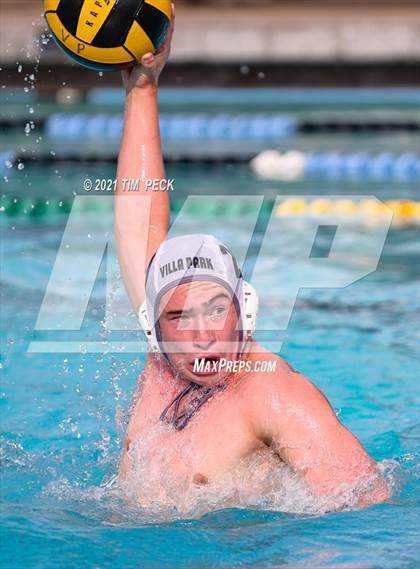 Thumbnail 1 in El Modena @ Villa Park photogallery.