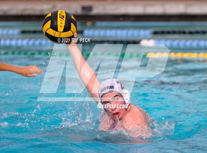 Thumbnail 2 in El Modena @ Villa Park photogallery.