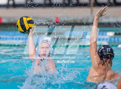 Thumbnail 1 in El Modena @ Villa Park photogallery.