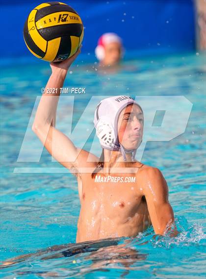Thumbnail 1 in El Modena @ Villa Park photogallery.